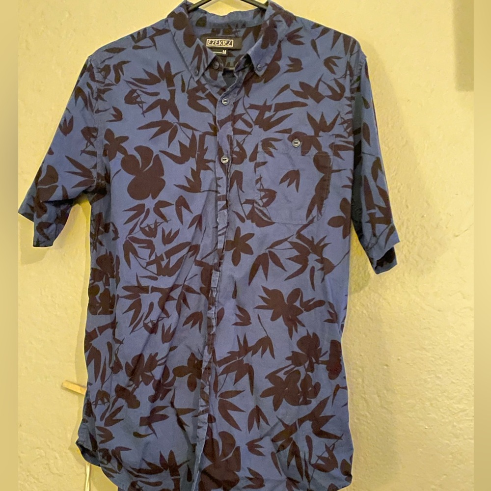 Ezekiel Button Down